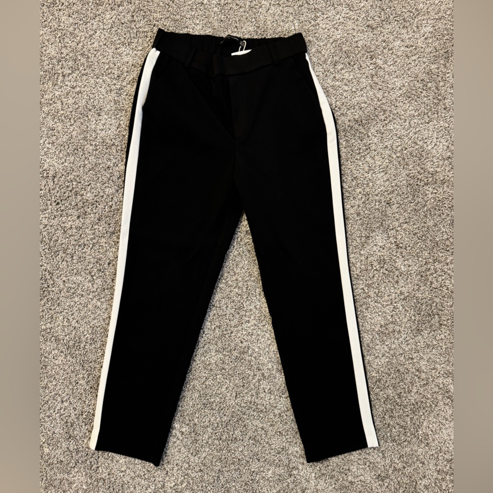 BNWT Zara Side Stripe Tapered Cropped Pant